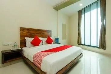 Hotel Sai Comforts