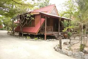 ホテル Vassanadee Resort And Camp