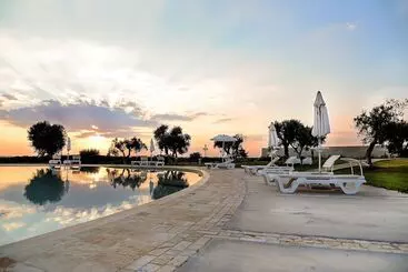 کلبه Masseria Celidonia Resort & Relax