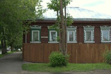 פנסיון Dom Na Sennom