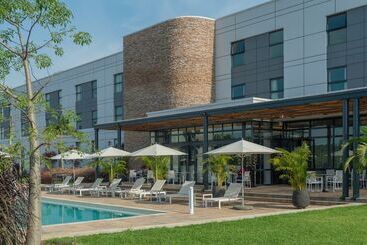 هتل Garden Court Kitwe