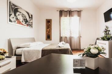 ホテル Guest House