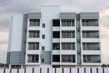 هتل Oyo 6345 Mahindra World City