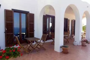 تختخواب و صبحانه Guest House Villa Il Gabbiano