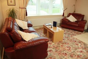 膳宿费 Capernwray House