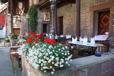 Pensão Gasthaus Loewenthor & Hotel Hahn