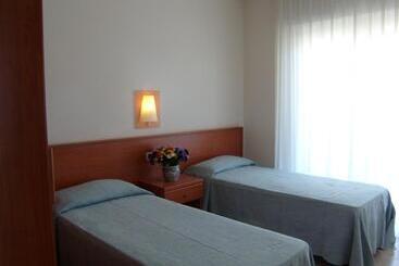 アパートホテル Residence Torre Del Mar