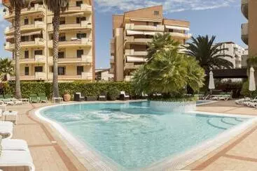 Apartmanszálloda Residence Torre Del Mar