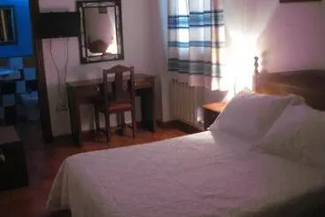 ペンション Hostal El Cascapeñas De La Alpujarra