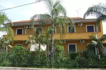 Aparthotel Pompeo