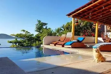 هتل آپارتمان Bungalows La Madera