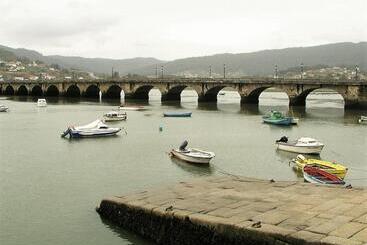 פנסיון Alvarella