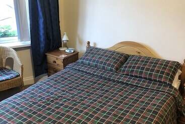 ペンション The New Inn Guest House