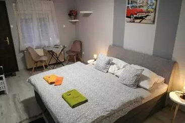 ペンション Fehérló Vendégház & Restaurant