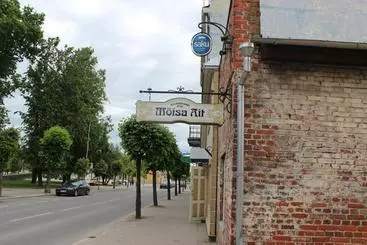 Retkeilymaja Guesthouse Mõisa Ait