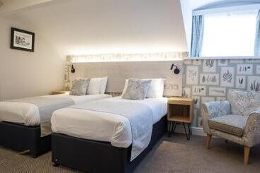 Schronisko The Cow & Calf By Innkeeper S Collection