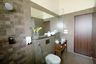 בית מלון כפרי Destiny The Farm Resort