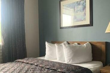 Motel Bancroft Inn & Suites