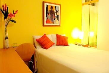 هاستل Hikari Hostal