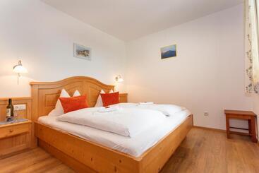 בית מלון כפרי Klockergut