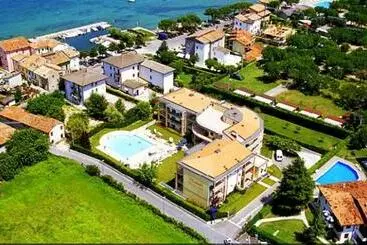 هتل آپارتمان Nettuno Residence