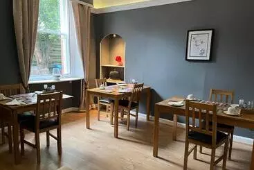 Pensió Glenaldor House B&b