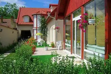 Pensione Agria Wellness Guesthouse