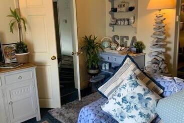 پانسیون The Suites At Ty Anne