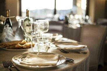 فندق Azienda Agrituristica Alcastlè