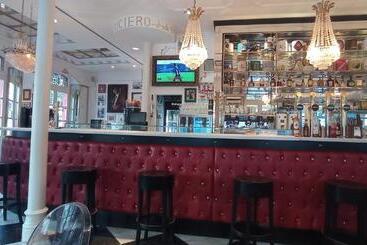 ペンション Alojamiento Buciero