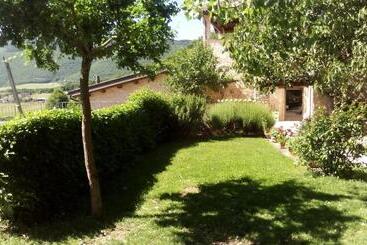 هتل Agriturismo Il Casale Degli Amici