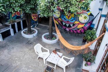 Pansiyon Casa Blanca Hostel