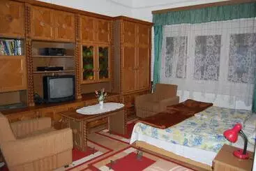 Pensjonat Zách Klára Utcai Apartman