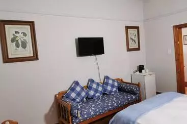 Pension Green Gables Guest House Strand
