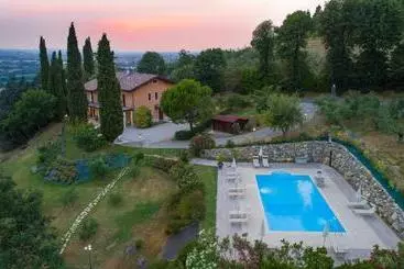 Huoneistohotelli Residence Villa Degli Ulivi