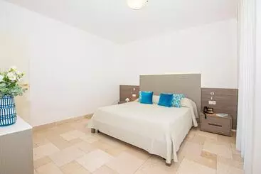 Aparthotel Marelive   Cdshotels