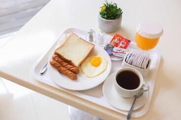 Pensione Inkuta Residence And Villa