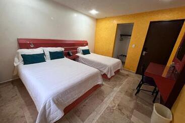 Otel Capital O Df Inn