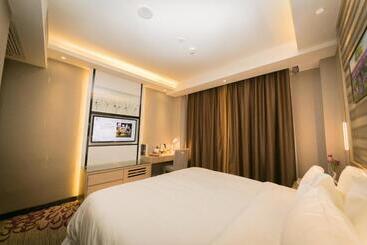 Lavande Hotels·sanya Pedestrian Street