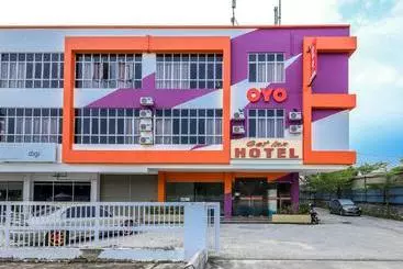Oyo 1043 Get Inn Hotel Sendayan