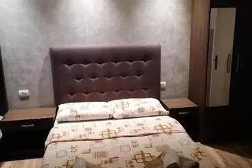 Huoneistohotelli Prenoćište Day Holiday