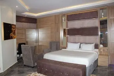 Ceedapeg Hotels