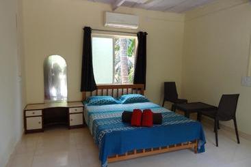 Hotell Shree Shiv Samartha Resort