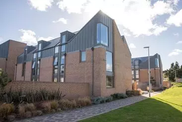 Apartahotel East Shore  Campus Residence
