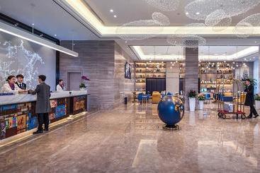 בית מלון כפרי Kyriad Marvelous