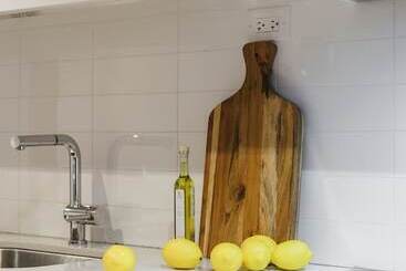 Turista apartmanok Sarkar Suites 75 Queens Wharf