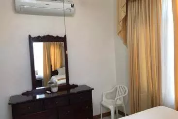 پانسیون Goldenview Guesthouse Ocho Rios