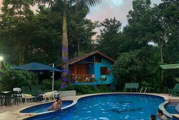 בית מלון כפרי Cabañas Bambu Mindo