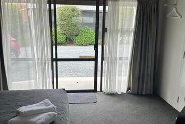 فندق على الطريق Helensborough Motor Inn