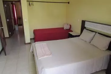 تختخواب و صبحانه Rooming House